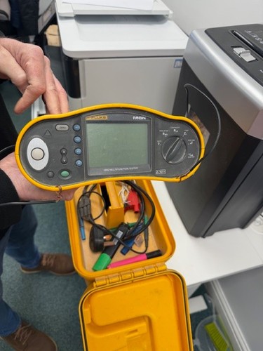 Fluke 1652 multifunction - fluke,